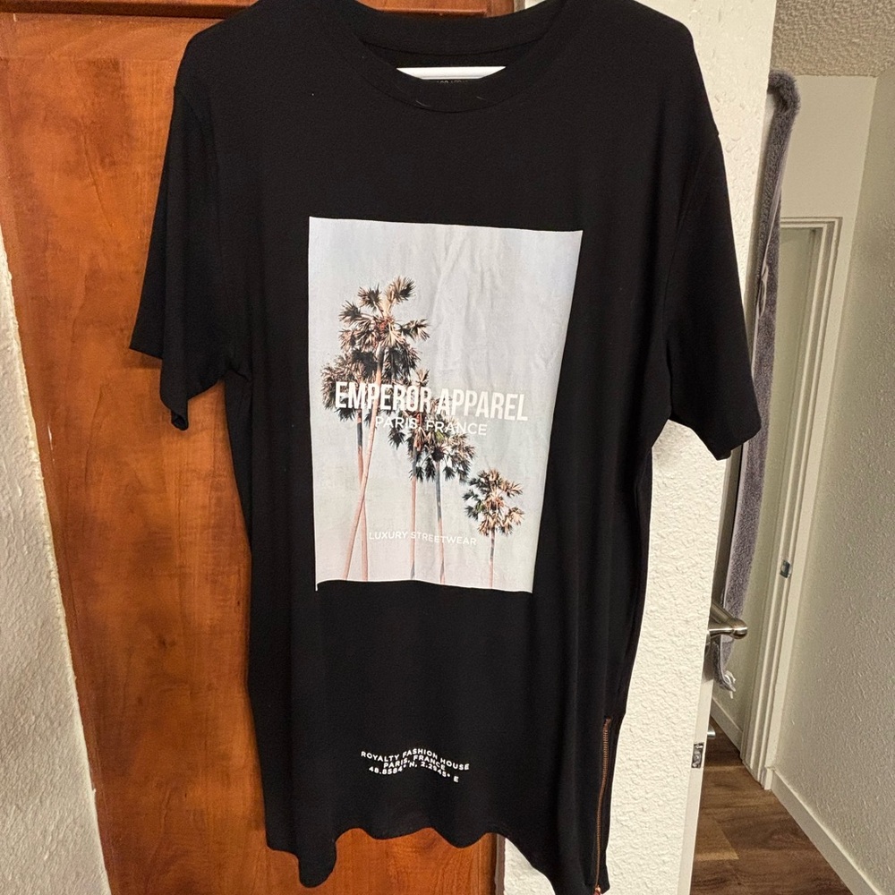 Black Graphic Tee